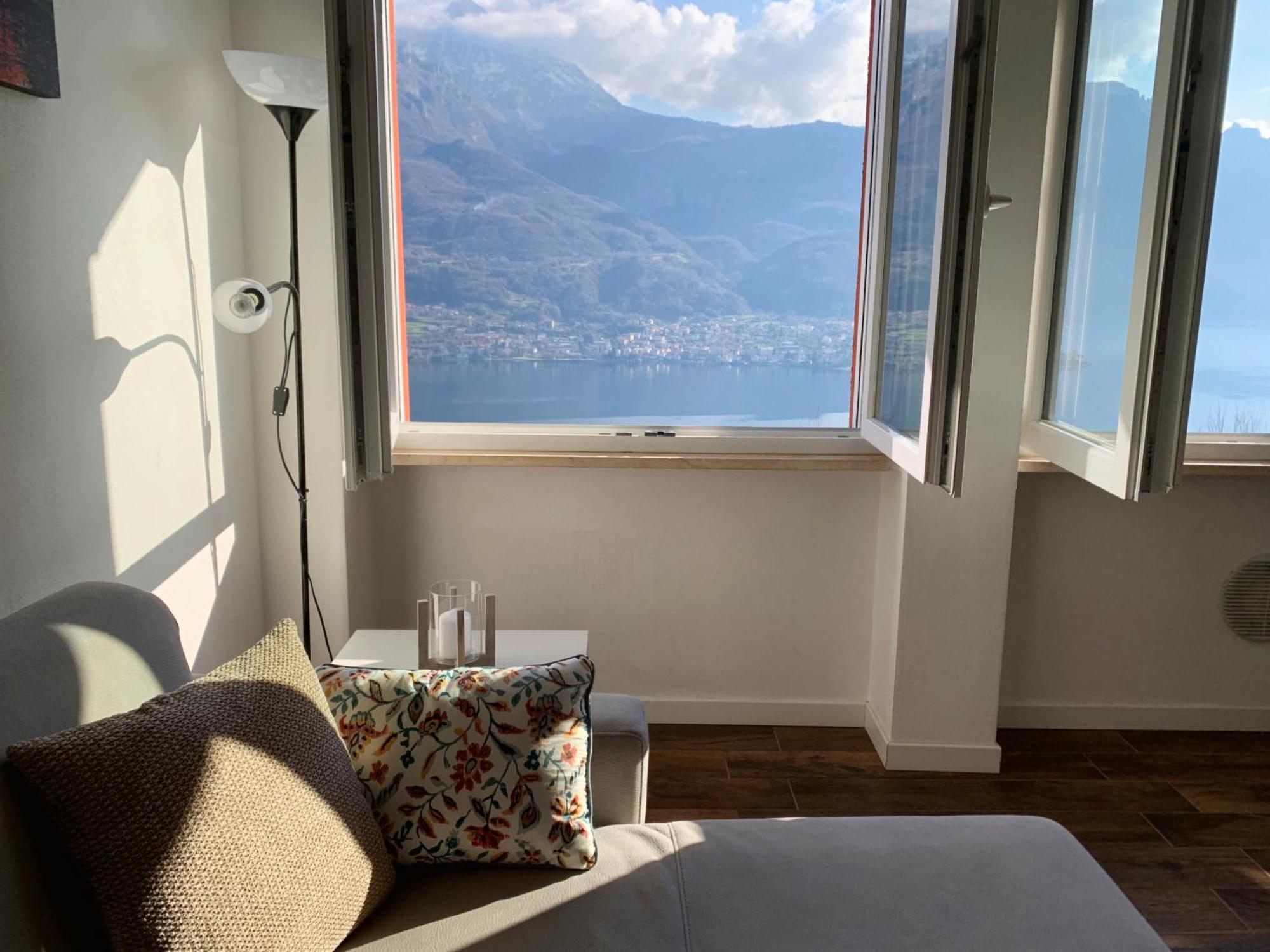 Quel Ramo Del Lago Di Como... Appartamento 189 Valbrona Luaran gambar